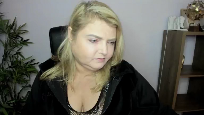 ElodiePLAYGIRL