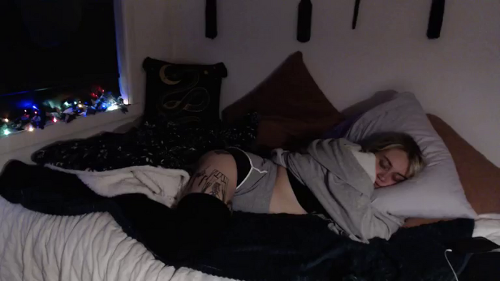 Violet_Devine