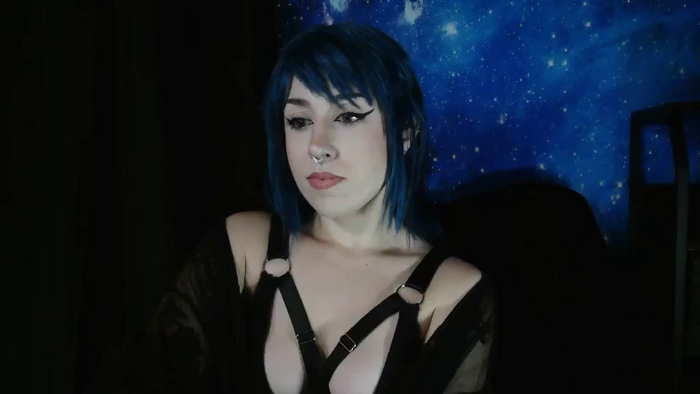 MissVikkiBlue