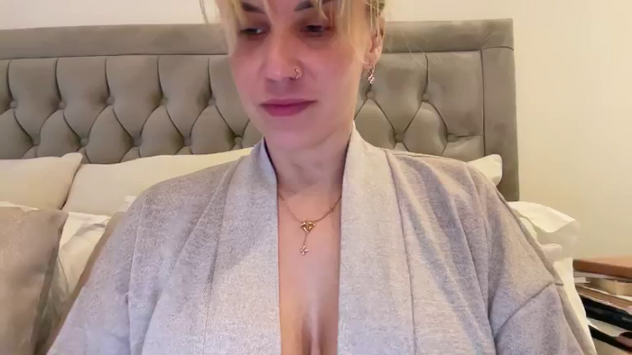 VivianUK