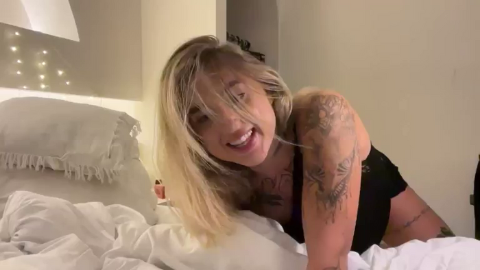 Anastasia_smallbutspicy