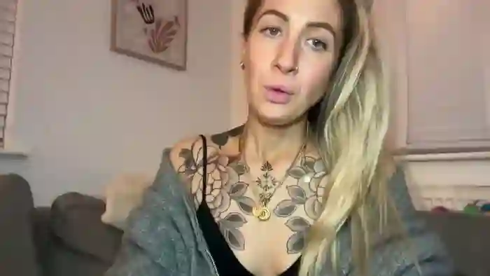 2025/01/01/streamate-prettygreeneyesuk-22-55-46