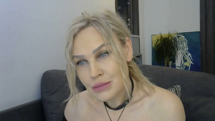 Evie_Paige