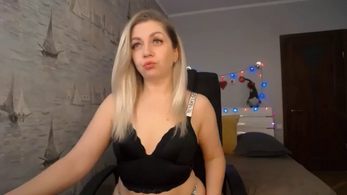 Nichole_Hill