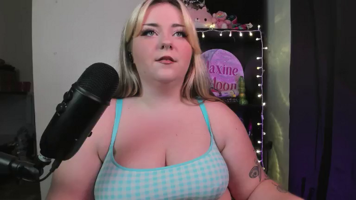 MaxineMoonxx