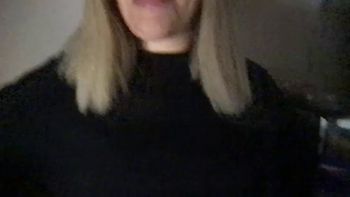 MistressLouUK