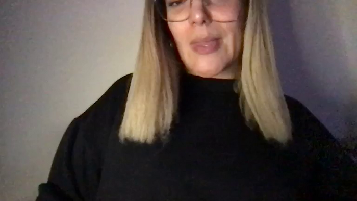 MistressLouUK