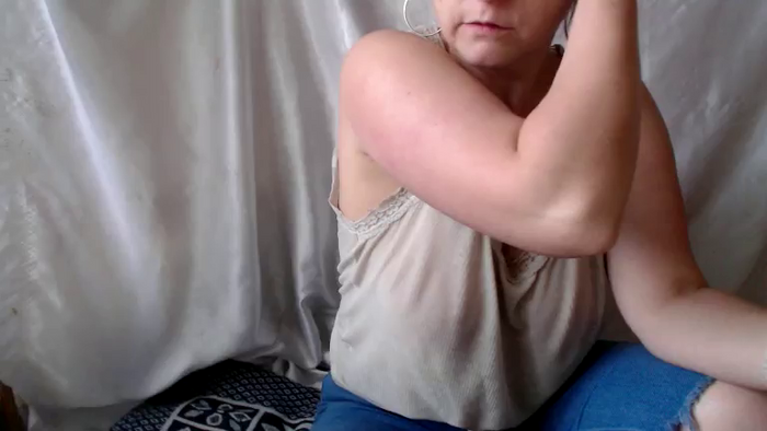 BettyGirlKiss