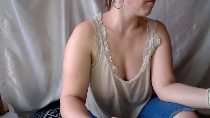 BettyGirlKiss