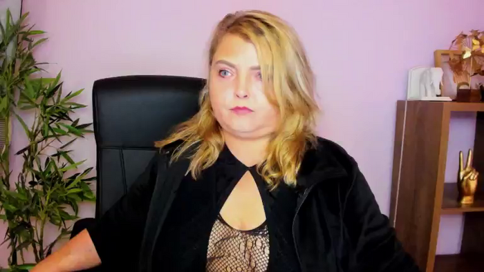 ElodiePLAYGIRL