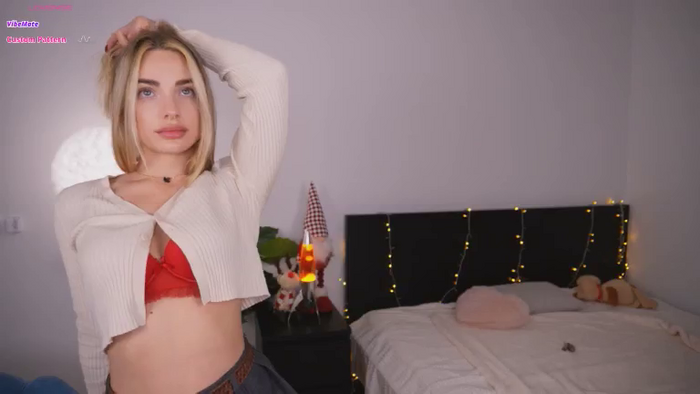Nicole_youthfull18