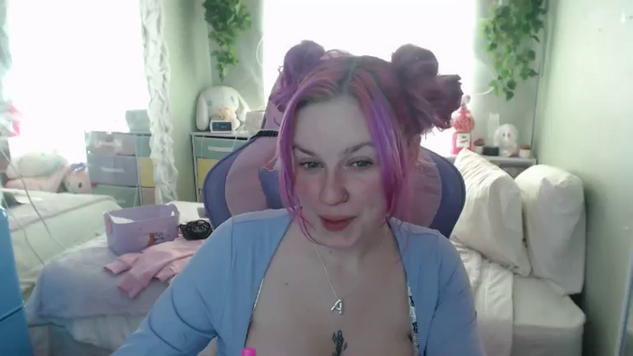 Angelina_Glass