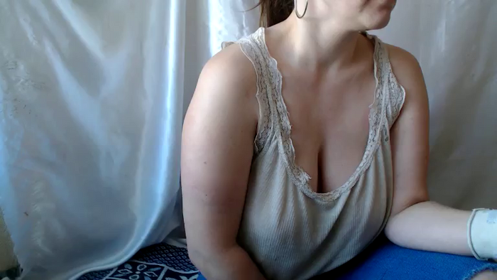 BettyGirlKiss