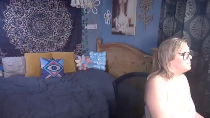DaiseyMae24