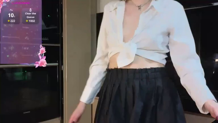 Sofi_Lewis
