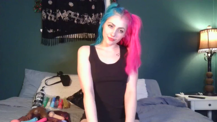AlexMarieXOXO