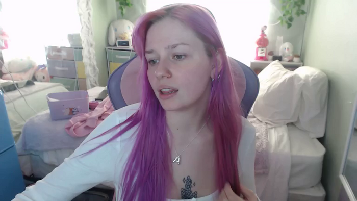 Angelina_Glass