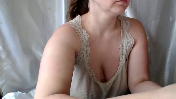 BettyGirlKiss