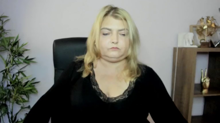 ElodiePLAYGIRL