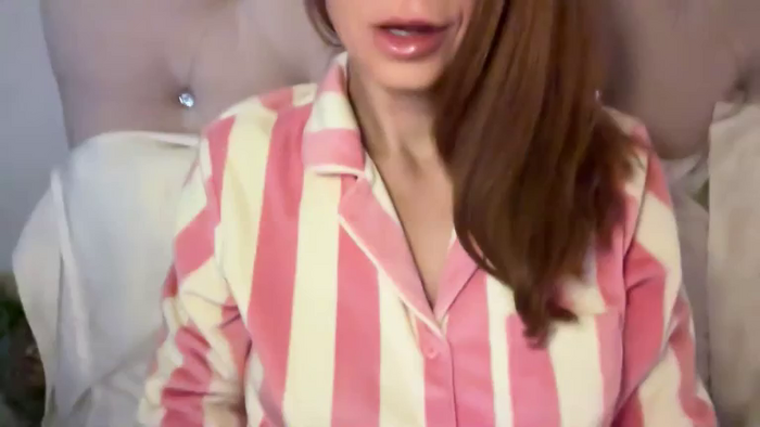 MiaBOOTYQueenUK