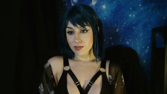 MissVikkiBlue