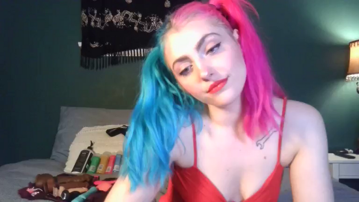 AlexMarieXOXO