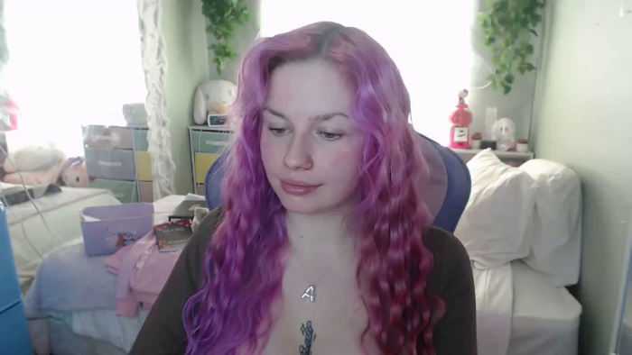 Angelina_Glass