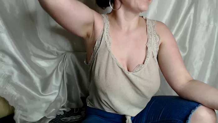 BettyGirlKiss