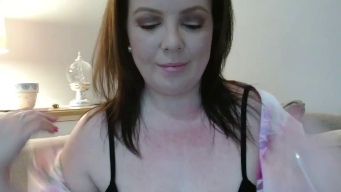 CurvyCourtneyUK
