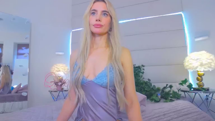 DahliaLay