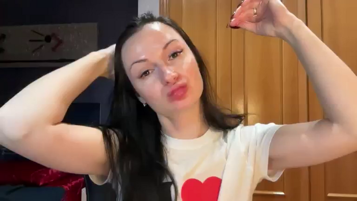 GloriaM