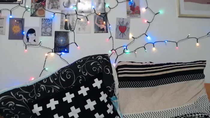 KateNextDoorr