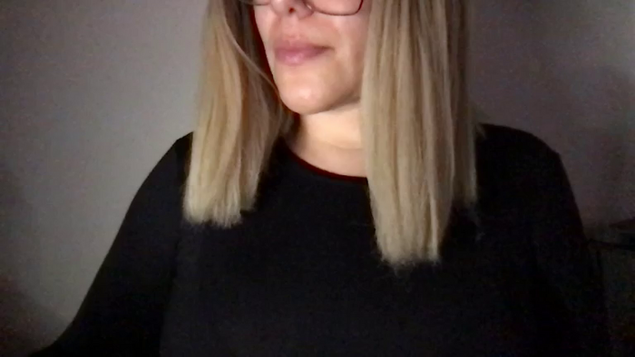 MistressLouUK