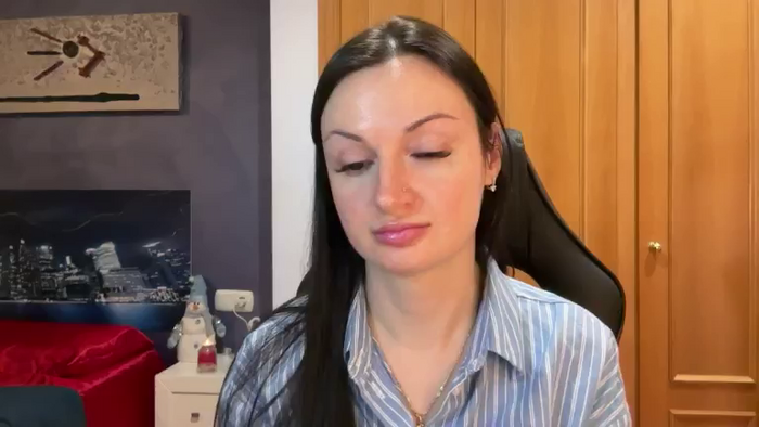 GloriaM