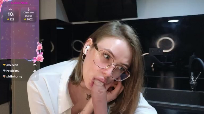 Sofi_Lewis