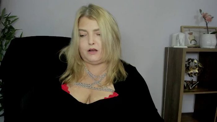 ElodiePLAYGIRL