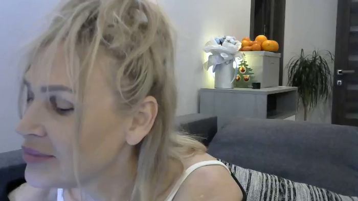 Evie_Paige