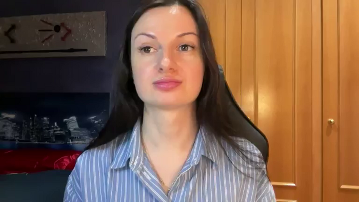 GloriaM