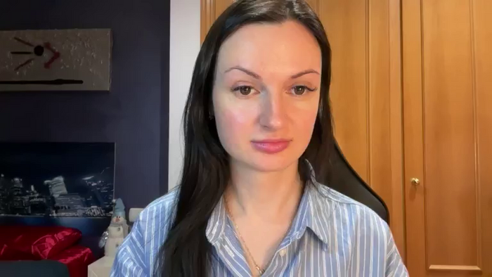 GloriaM
