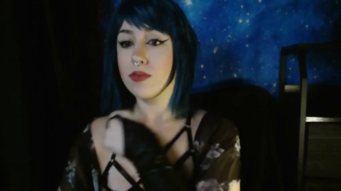 MissVikkiBlue