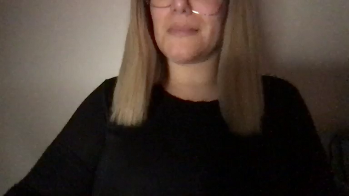 MistressLouUK