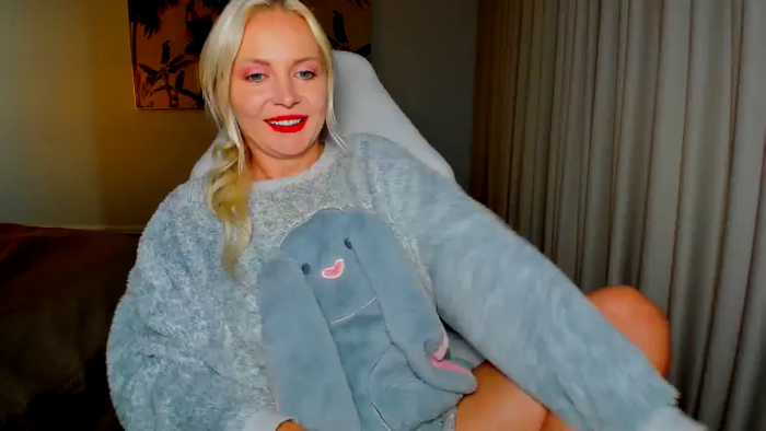 MsLindsayDevis