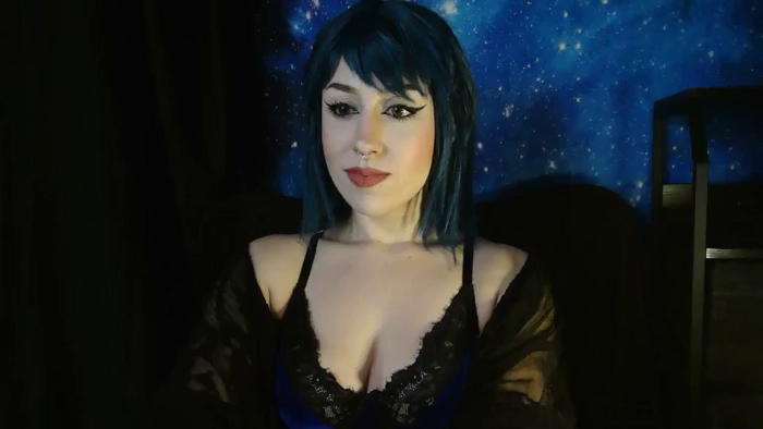 MissVikkiBlue