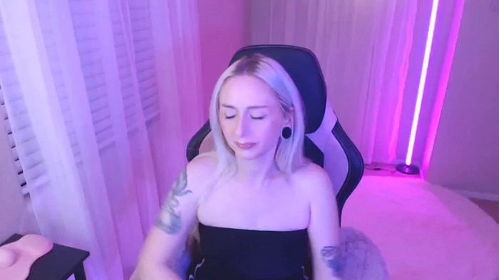 ChristinaRayXOXO