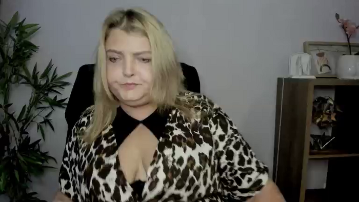 ElodiePLAYGIRL