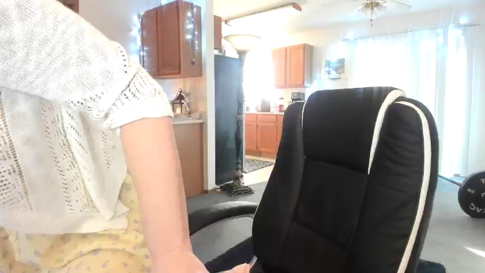Hottyhousewife18