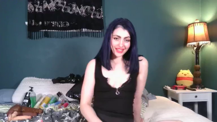 AlexMarieXOXO