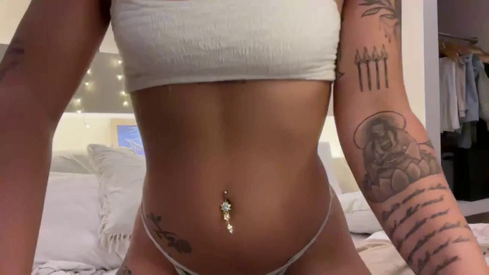 Anastasia_smallbutspicy