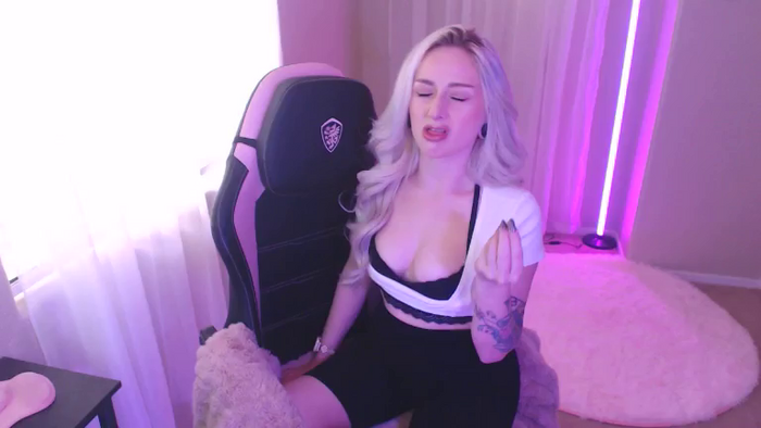 ChristinaRayXOXO