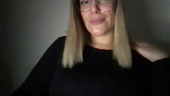 MistressLouUK